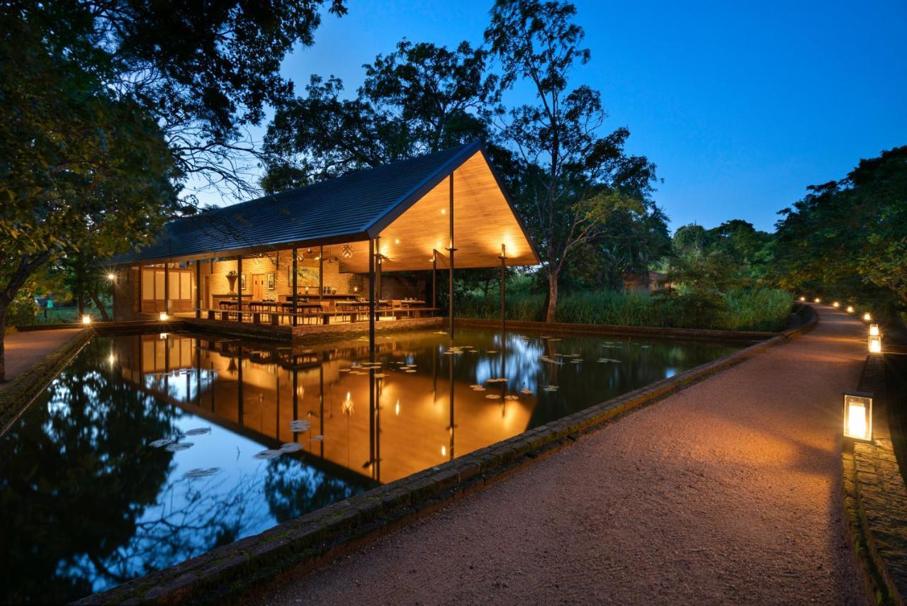 Taru Villas Maia - ฮาบารานา ภายนอก รูปภาพ